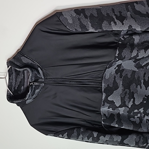 Ben Hogan medium black and gray camo performance pullover long sleeve jacket - Picture 3 of 7
